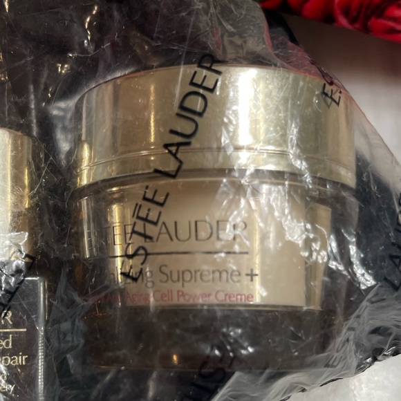 Estée Lauder Advanced Night Repair Set - Picture 3 of 10